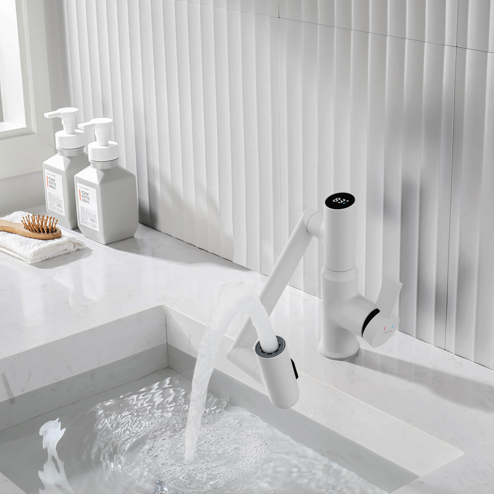 Recertified-Lefton Single-Hole Rotatable Faucet with Temperature Display-BF2204-US