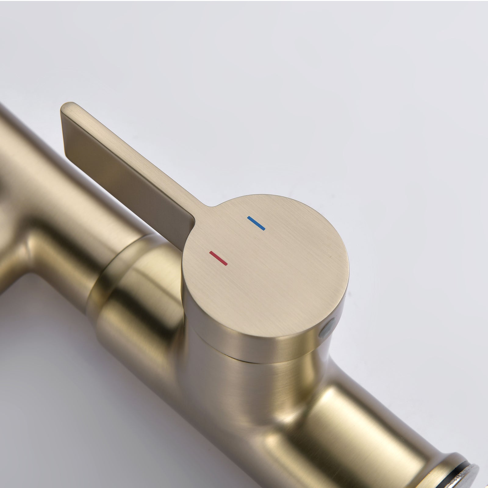 Recertified-Lefton Single-Hole Rotatable Faucet with Temperature Display-BF2204-US