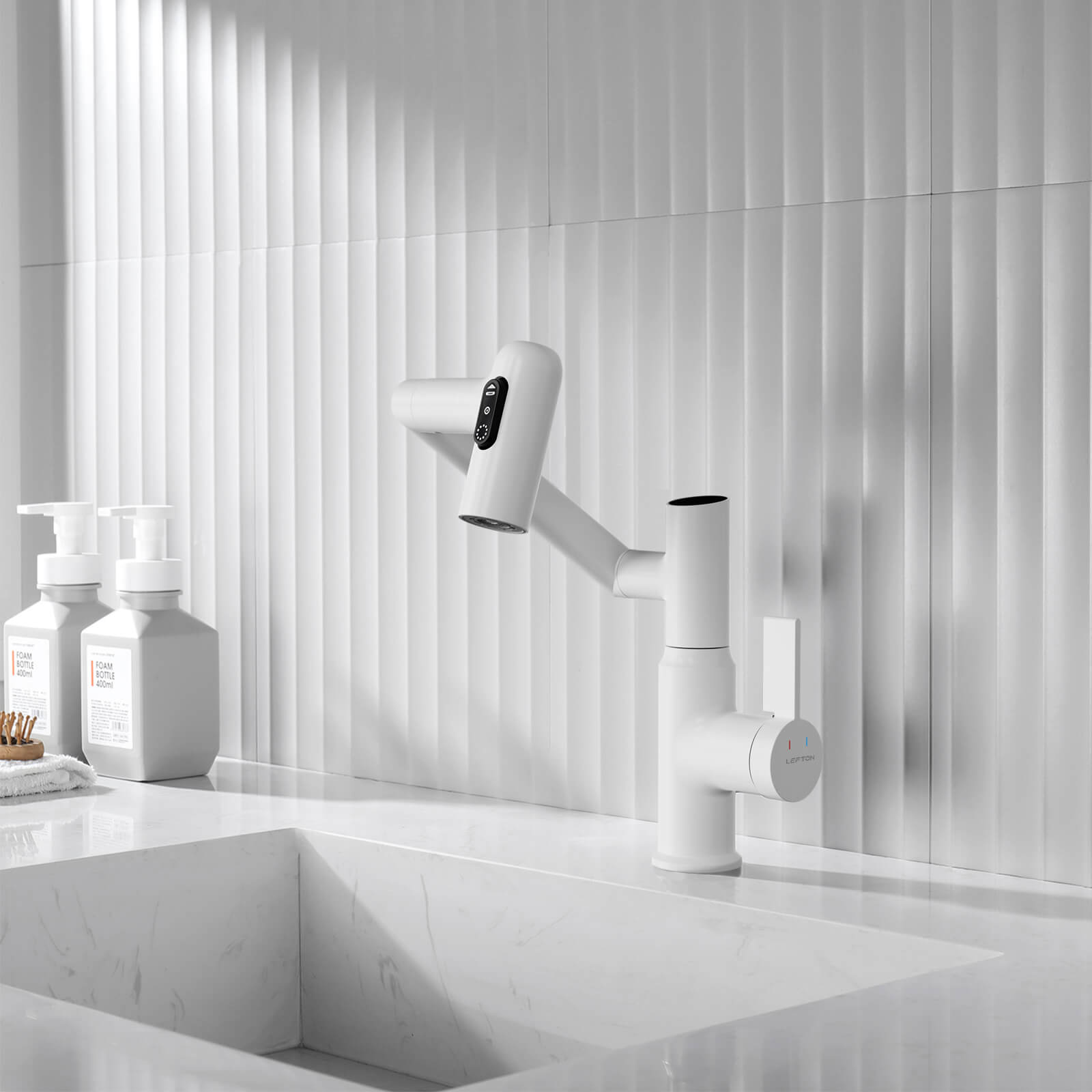 Recertified-Lefton Single-Hole Rotatable Faucet with Temperature Display-BF2204-US