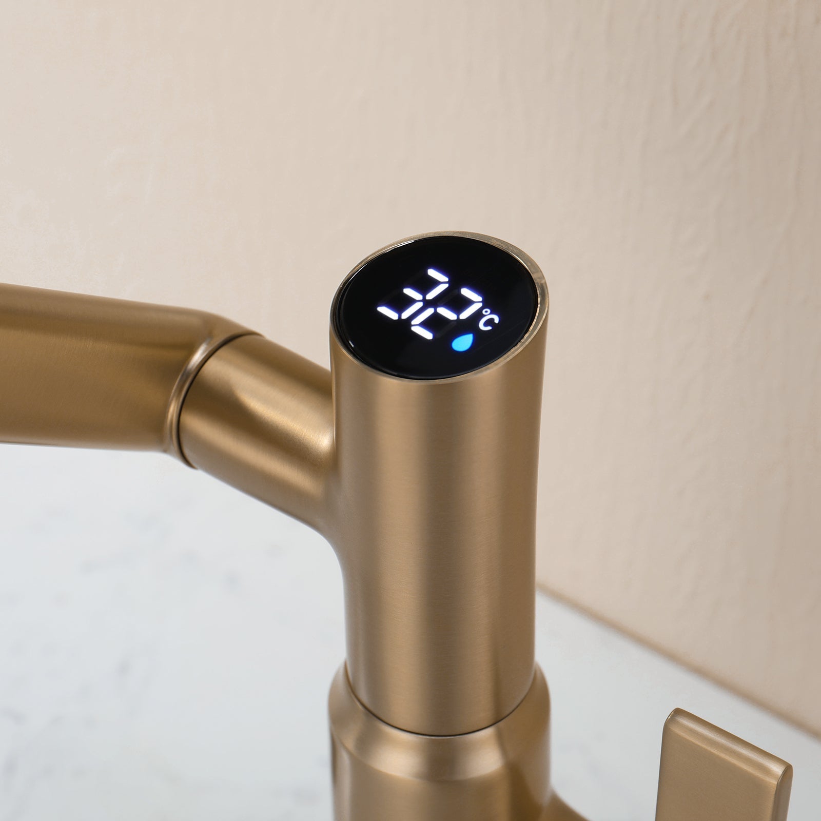 Recertified-Lefton Single-Hole Rotatable Faucet with Temperature Display-BF2204-US