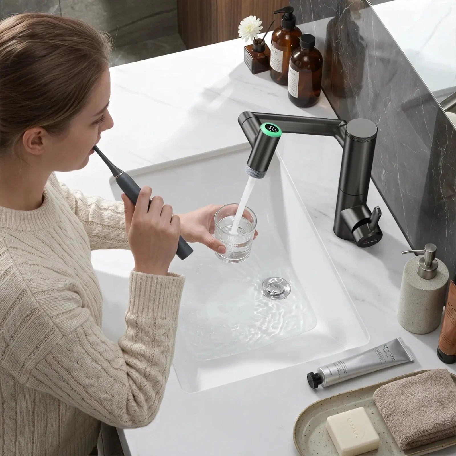 Lefton 1080° Rotating Bathroom Built-in Filter Faucet With Temperature Display-BPF01