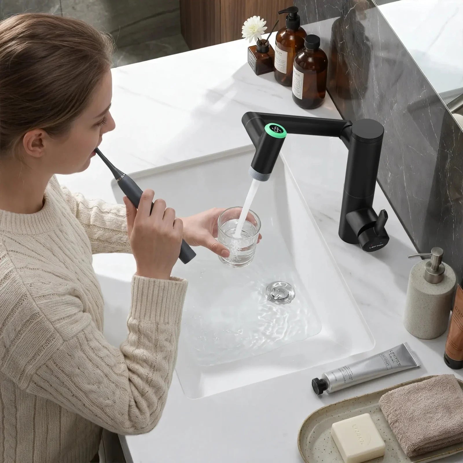 Lefton 1080° Rotating Bathroom Built-in Filter Faucet With Temperature Display-BPF01