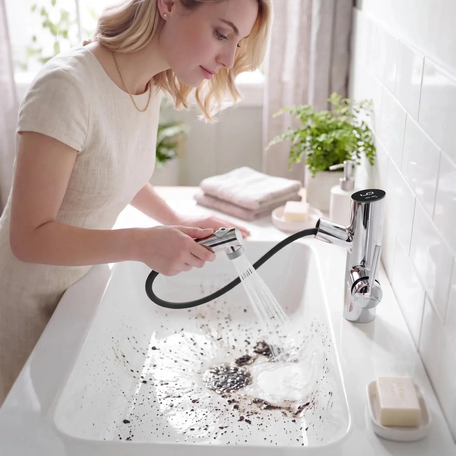 Lefton Single-Handle Bathroom Fountain Faucet With Temperature Display-BF2502