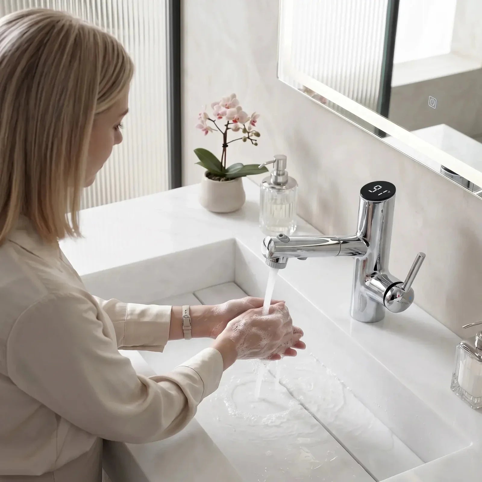 Lefton Single-Handle Bathroom Fountain Faucet With Temperature Display-BF2502