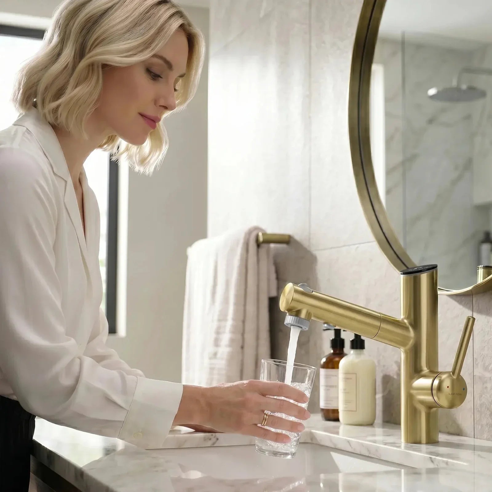 Lefton Single-Handle Bathroom Fountain Faucet With Temperature Display-BF2502