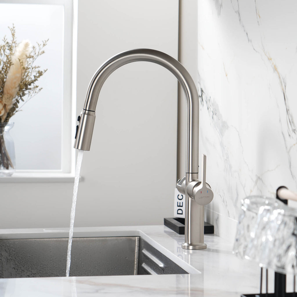 Recertified-Lefton Touchless Sensor Kitchen Faucet with Temperature Display-KF2206-US
