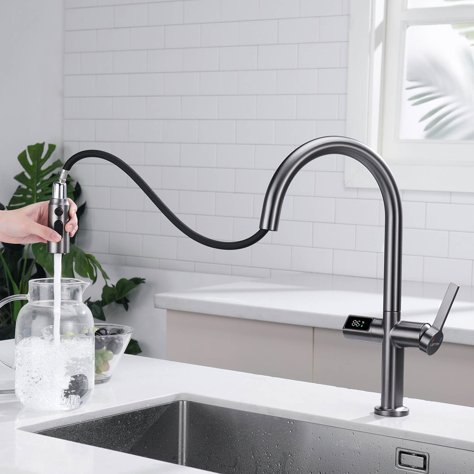 Recertified-Lefton Touchless Sensor Kitchen Faucet with Temperature Display-KF2206-US