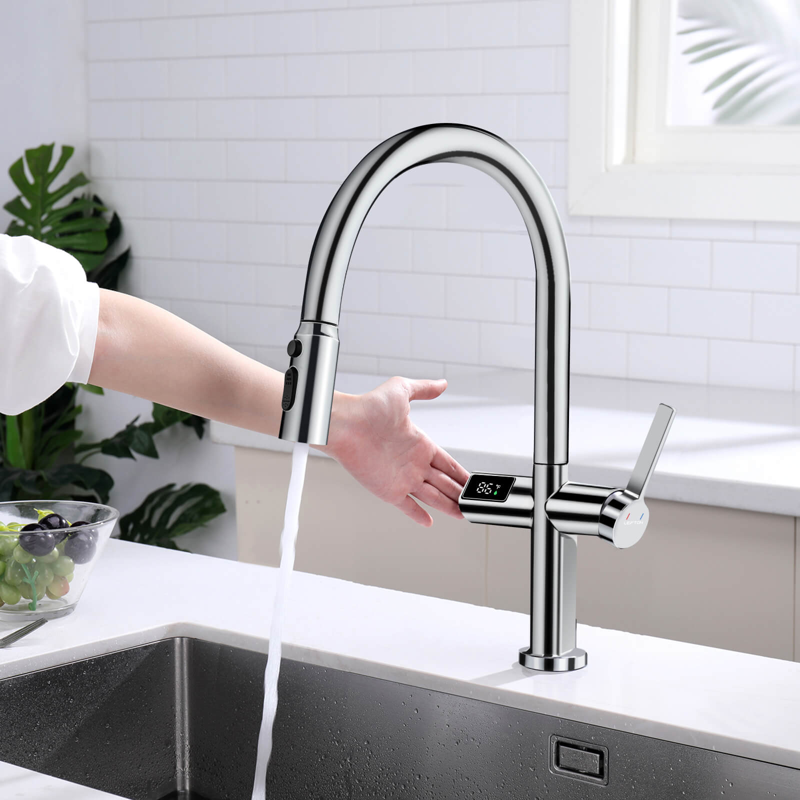 Recertified-Lefton Touchless Sensor Kitchen Faucet with Temperature Display-KF2206-US