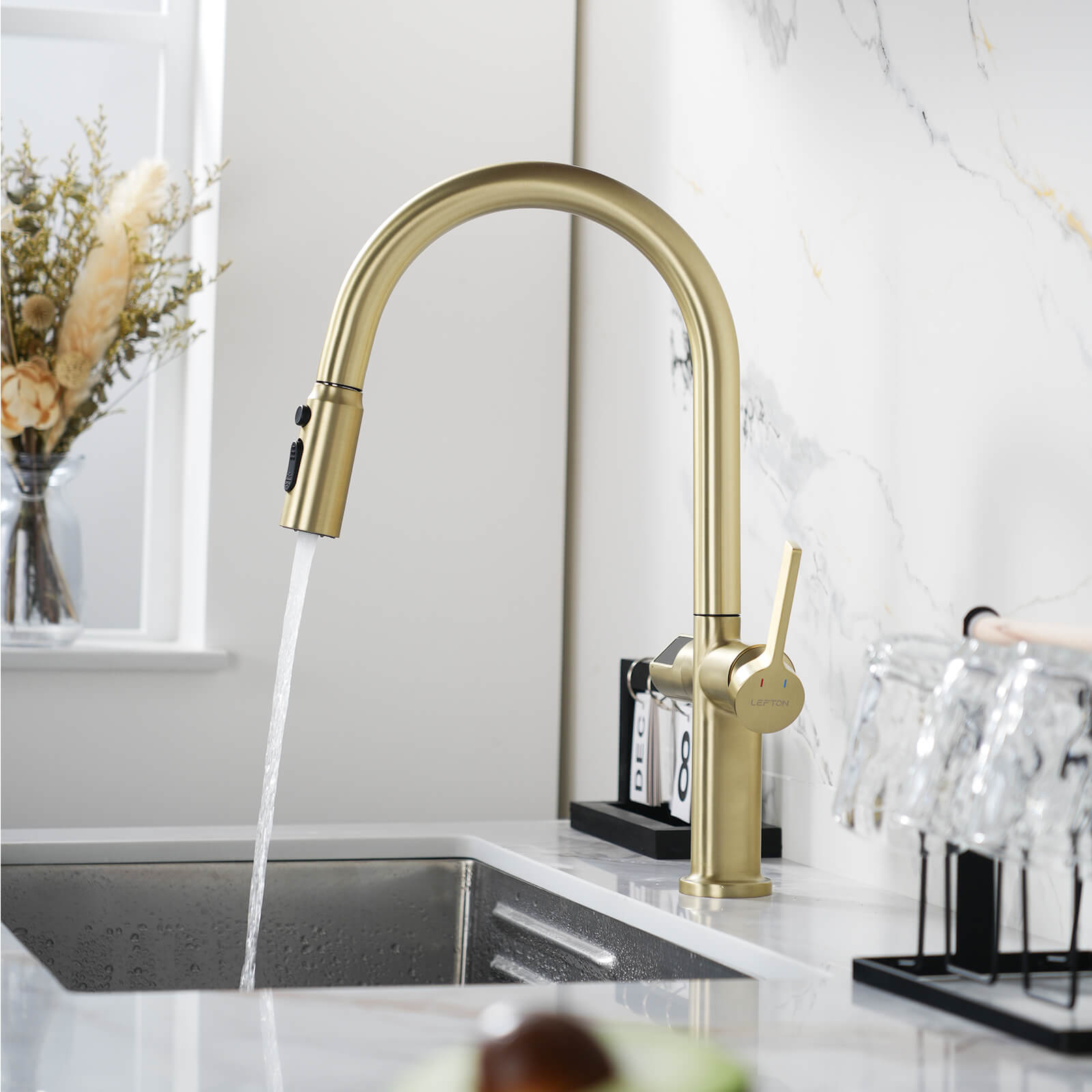 Recertified-Lefton Touchless Sensor Kitchen Faucet with Temperature Display-KF2206-US