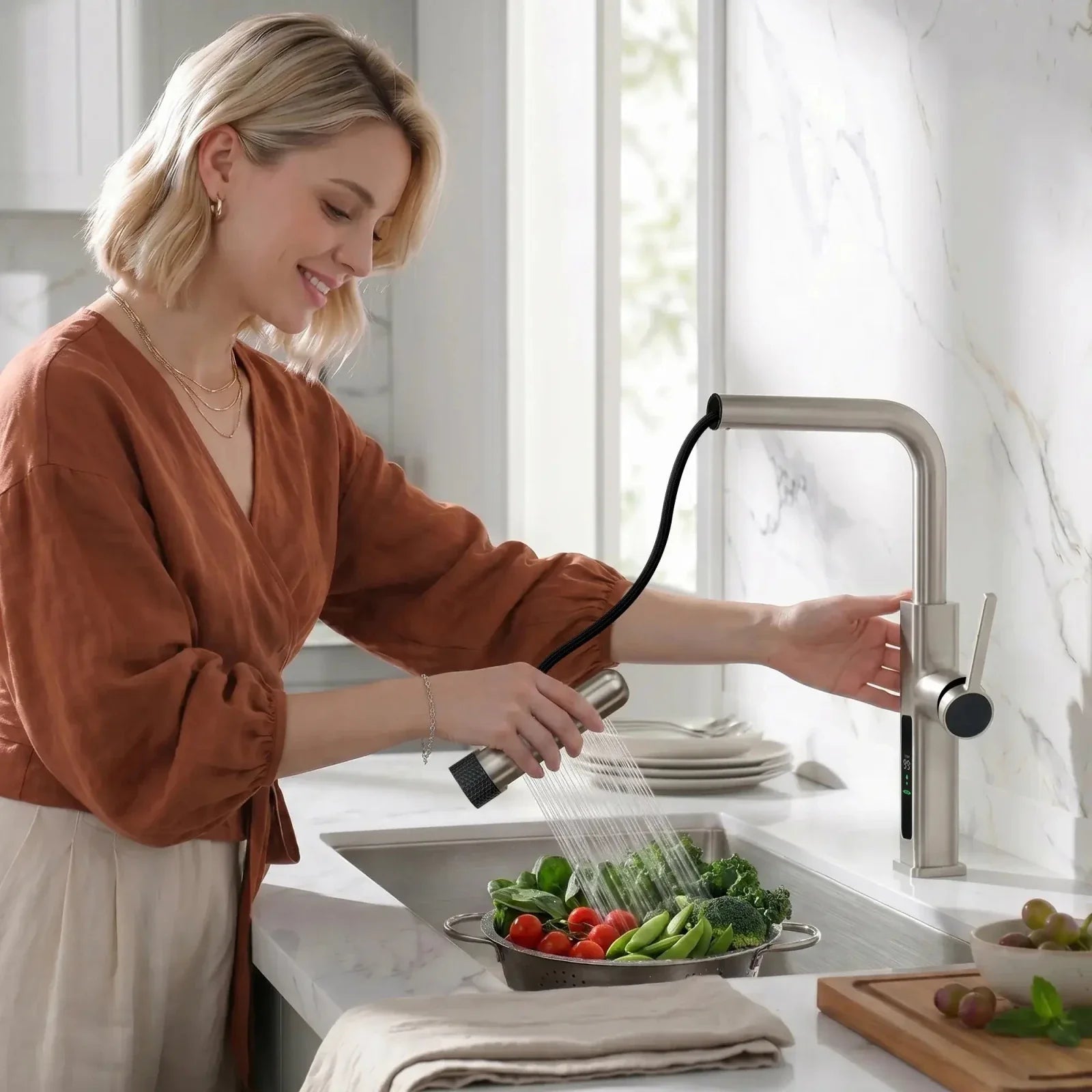 Lefton Touchless Pull-Out Kitchen Faucet with TEMP Display & 6 Water Modes-KF2209-PRO